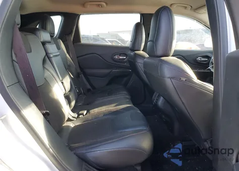 2015 Jeep Cherokee Trailhawk из США, поврежденный, VIN 1C4PJMBB5FW778883